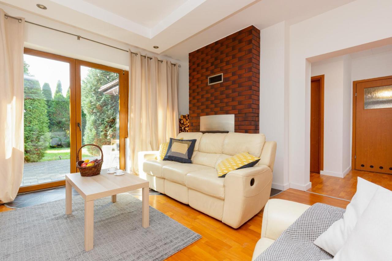 Holiday House Cinema Experience Warsaw Michalowice By Renters Villa Exterior foto